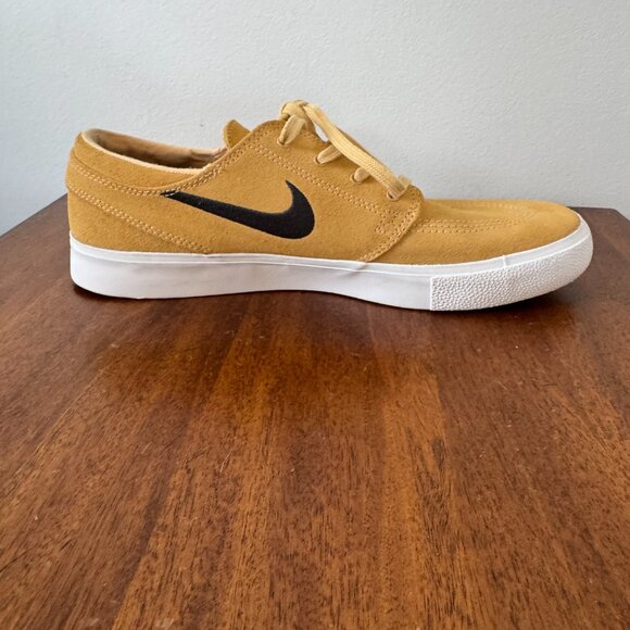 Nike SB Zoom Stefan Janoski in Celestial Gold - Picture 6 of 15